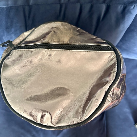 Ideology Locker Sized Duffel Bag - Picture 4 of 5